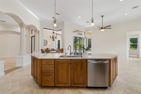 Casa en venta en Bradenton, Florida, 3 dormitorios, 256.04 m2 № 2152038 - foto 10