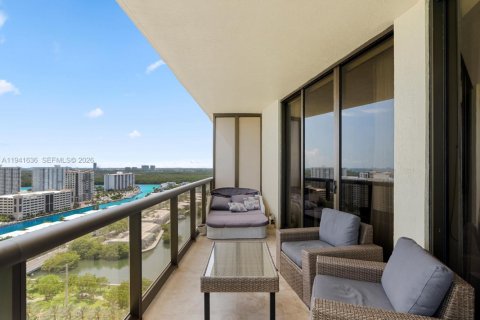 Condo in Sunny Isles Beach, Florida, 1 bedroom  № 1998912 - photo 19