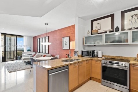 Condo in Sunny Isles Beach, Florida, 1 bedroom  № 1998912