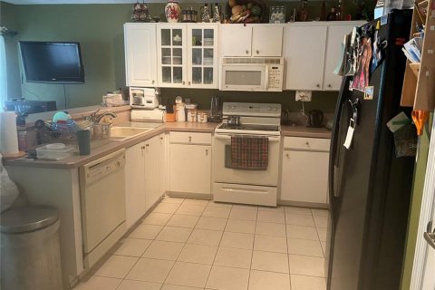 House in Port Orange, Florida 3 bedrooms, 152.64 sq.m. № 842798 - photo 2