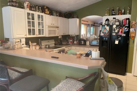 House in Port Orange, Florida 3 bedrooms, 152.64 sq.m. № 842798 - photo 3