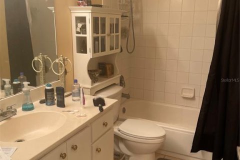House in Port Orange, Florida 3 bedrooms, 152.64 sq.m. № 842798 - photo 6