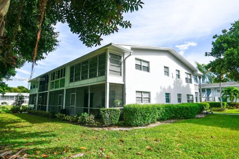 Copropriété à vendre à Deerfield Beach, Floride: 2 chambres, 76.18 m2 № 1965282 - photo 27