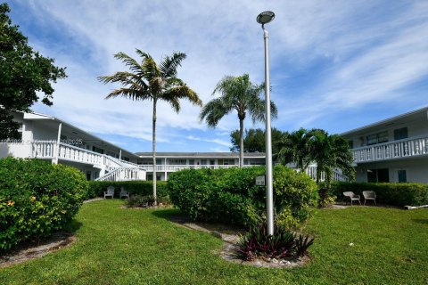 Copropriété à vendre à Deerfield Beach, Floride: 2 chambres, 76.18 m2 № 1965282 - photo 24