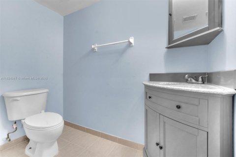 Купить кондоминиум в Майами, Флорида 1 спальня, 118.54м2, № 1790756 - фото 26
