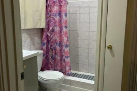 Immobilier commercial à louer à Miami Gardens, Floride: 3 pièces, 147.71 m2 № 2245818 - photo 5