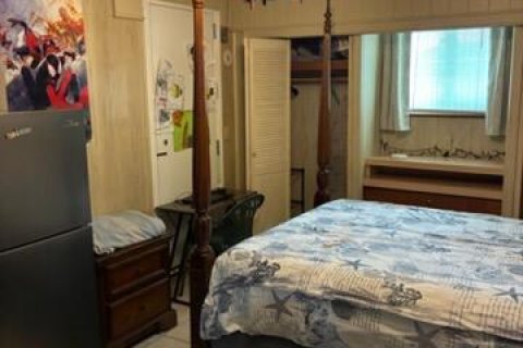 Immobilier commercial à Miami Gardens, Floride 3 pièces, 147.71 m2 № 2245818