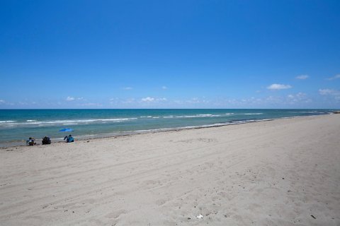 Condominio en alquiler en Boca Raton, Florida, 1 dormitorio, 68.19 m2 № 1163052 - foto 1