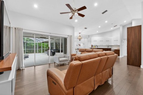 Villa ou maison à vendre à Boca Raton, Floride: 5 chambres, 260.68 m2 № 2397334 - photo 23
