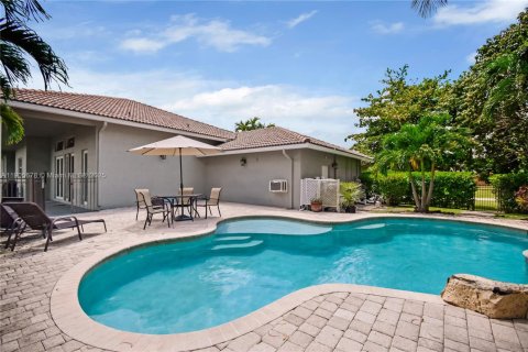Casa en venta en Southwest Ranches, Florida, 4 dormitorios, 348.57 m2 № 1956283 - foto 6