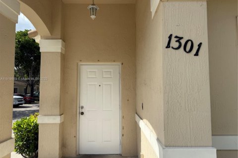 Condo in Homestead, Florida, 3 bedrooms  № 1888785 - photo 2
