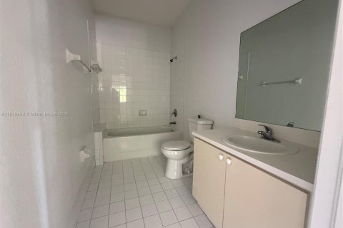 Condo in Homestead, Florida, 3 bedrooms  № 1888785 - photo 8