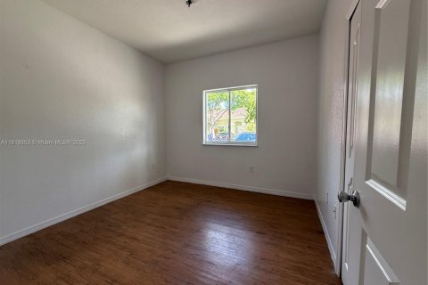 Condo in Homestead, Florida, 3 bedrooms  № 1888785 - photo 13