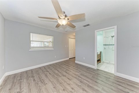House in Palmetto, Florida 3 bedrooms, 164.99 sq.m. № 2215915 - photo 24