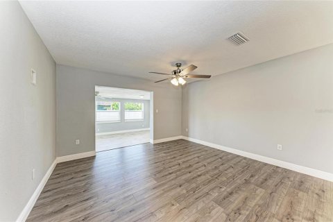 House in Palmetto, Florida 3 bedrooms, 164.99 sq.m. № 2215915 - photo 19