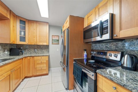 Casa en venta en Saint Petersburg, Florida, 2 dormitorios, 74.14 m2 № 1905157 - foto 7