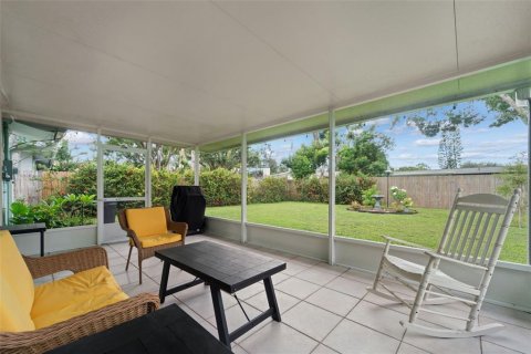Casa en venta en Saint Petersburg, Florida, 2 dormitorios, 74.14 m2 № 1905157 - foto 16