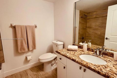 Снять в аренду кондоминиум в Майами, Флорида 1 спальня, 69.68м2, № 1975077 - фото 17