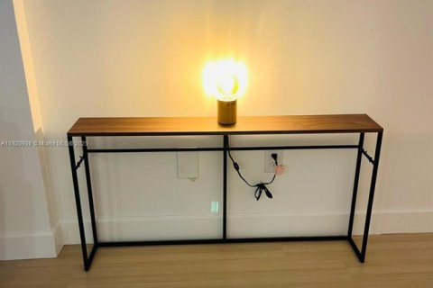 Снять в аренду кондоминиум в Майами, Флорида 1 спальня, 69.68м2, № 1975077 - фото 7