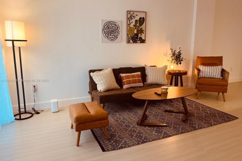 Снять в аренду кондоминиум в Майами, Флорида 1 спальня, 69.68м2, № 1975077 - фото 6