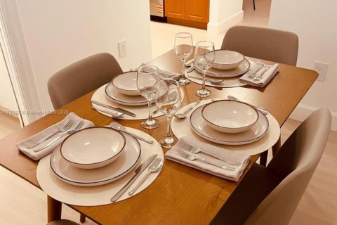 Снять в аренду кондоминиум в Майами, Флорида 1 спальня, 69.68м2, № 1975077 - фото 10