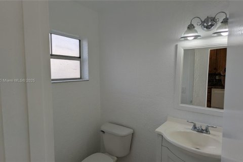 Condo in Pinecrest, Florida, 2 bedrooms № 1929597 - photo 6