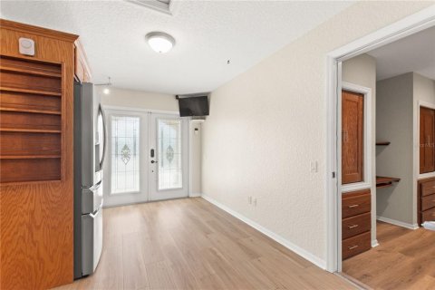 Casa en venta en Polk City, Florida, 1 dormitorio, 70.7 m2 № 2143178 - foto 8