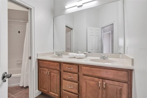 Casa en venta en Orlando, Florida, 4 dormitorios, 245.91 m2 № 2377537 - foto 28