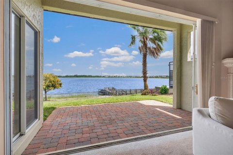 Casa en venta en Orlando, Florida, 4 dormitorios, 245.91 m2 № 2377537 - foto 16