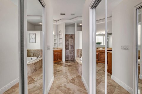 Casa en venta en Orlando, Florida, 4 dormitorios, 245.91 m2 № 2377537 - foto 22