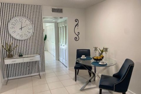 Condo in Deerfield Beach, Florida, 1 bedroom  № 2081762 - photo 5
