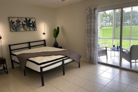 Condo in Deerfield Beach, Florida, 1 bedroom  № 2081762 - photo 3