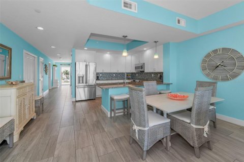 Condominio en venta en Indian Shores, Florida, 3 dormitorios, 144.93 m2 № 1673217 - foto 16