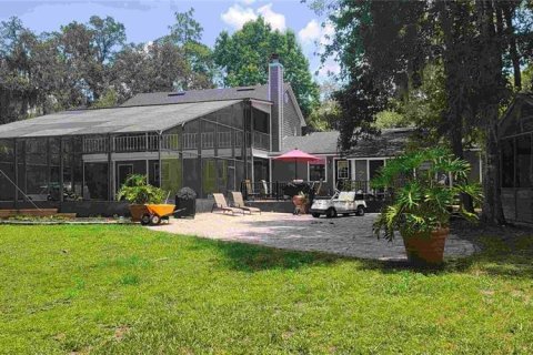 House in Orlando, Florida 5 bedrooms, 356.84 sq.m. № 1434860 - photo 6