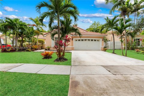 Villa ou maison à Miramar, Floride 4 chambres, 166.67 m2 № 2070291