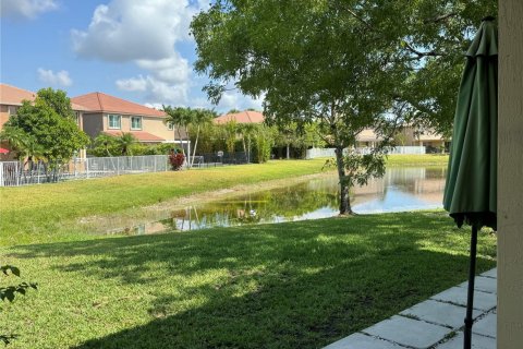 Casa en alquiler en Weston, Florida, 4 dormitorios, 230.03 m2 № 1938987 - foto 21