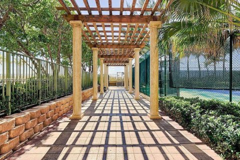 Copropriété à louer à Hallandale Beach, Floride: 2 chambres, 110.55 m2 № 2039940 - photo 11