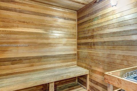 Copropriété à louer à Hallandale Beach, Floride: 2 chambres, 110.55 m2 № 2039940 - photo 17