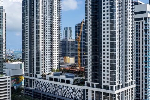Studio à Condo à Miami, Floride № 2384845