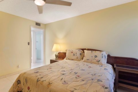 Condo in Delray Beach, Florida, 2 bedrooms  № 2169735 - photo 17