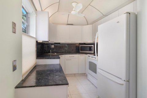 Condo in Delray Beach, Florida, 2 bedrooms № 2169735