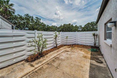 House in Clearwater, Florida 3 bedrooms, 106.37 sq.m. № 1824570 - photo 24