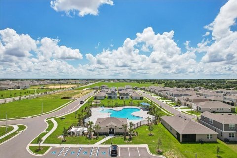 House in Lake Hamilton, Florida 4 bedrooms, 168.25 sq.m. № 2204253 - photo 5
