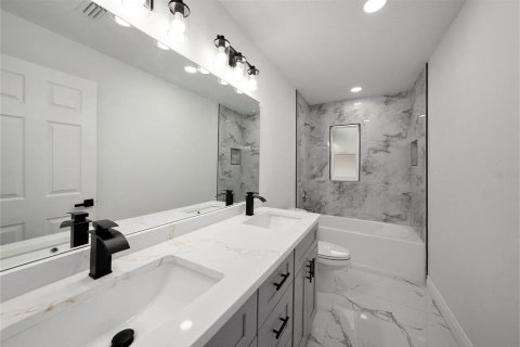 Casa en venta en Gibsonton, Florida, 3 dormitorios, 126.9 m2 № 1918068 - foto 23