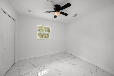 Casa en venta en Gibsonton, Florida, 3 dormitorios, 126.9 m2 № 1918068 - foto 17