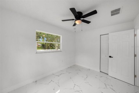 Casa en venta en Gibsonton, Florida, 3 dormitorios, 126.9 m2 № 1918068 - foto 19
