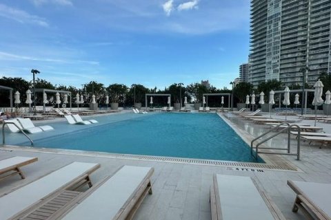 Condo in Miami Beach, Florida, 1 bedroom № 1985047 - photo 26