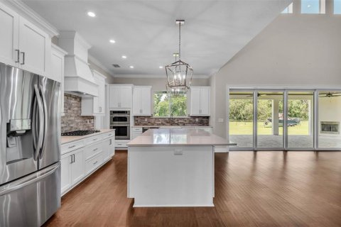 House in Lakeland, Florida 4 bedrooms, 331.1 sq.m. № 1784408 - photo 14