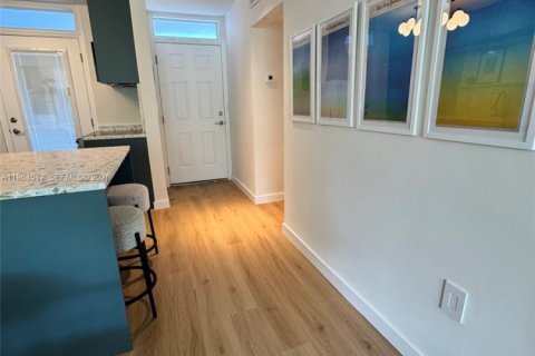 Condominio en alquiler en Miami Beach, Florida, 1 dormitorio, 65.03 m2 № 2029897 - foto 18