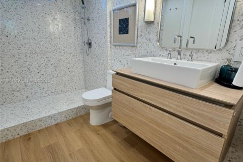 Condominio en alquiler en Miami Beach, Florida, 1 dormitorio, 65.03 m2 № 2029897 - foto 17